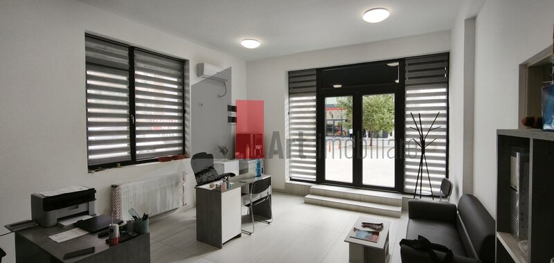 Spatiu usor acomodabil pentru yoga, beauty salon, braserie sau showroom, 143mp